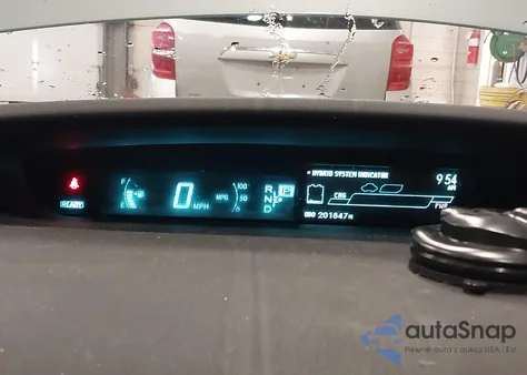 2014 Toyota Prius Three из США, поврежденный, VIN JTDKN3DU0E1771973